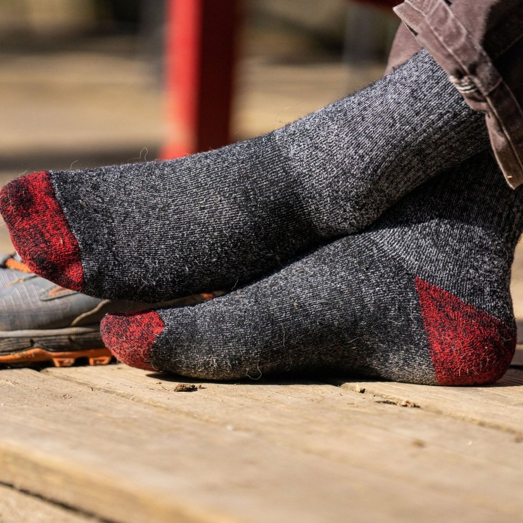 Darn Tough 1955 Men's Mountaineering Over - the - Calf Heavyweight Hiking Sock - Smoke - Hill and Dale Outdoors