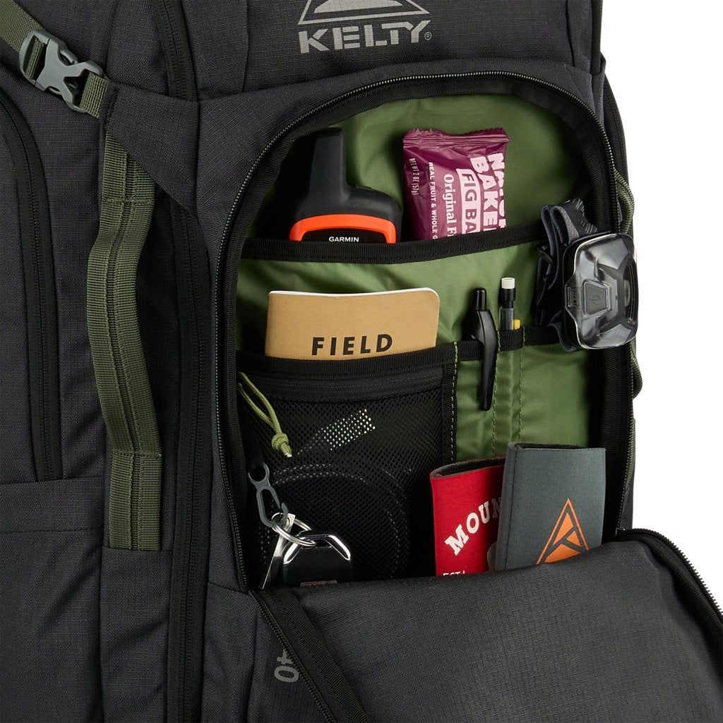 KELTY REDWING TRAVELLER 40 BLACK - Hill and Dale Outdoors