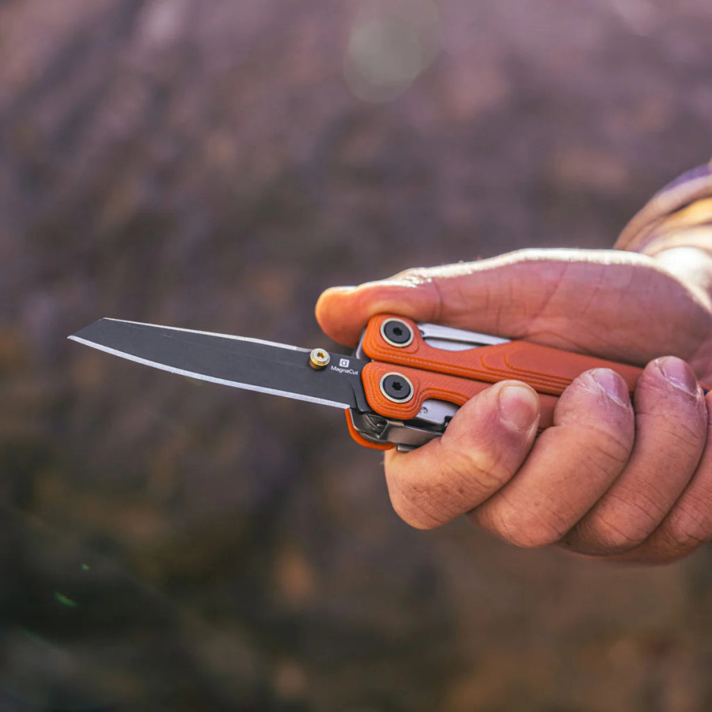Leatherman Wave Alpha Multi Tool - Hill and Dale Outdoors
