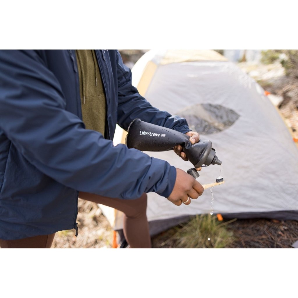 LifeStraw Peak Series 650ml Squeeze Bottle - Mountain Blue - Hill and Dale Outdoors