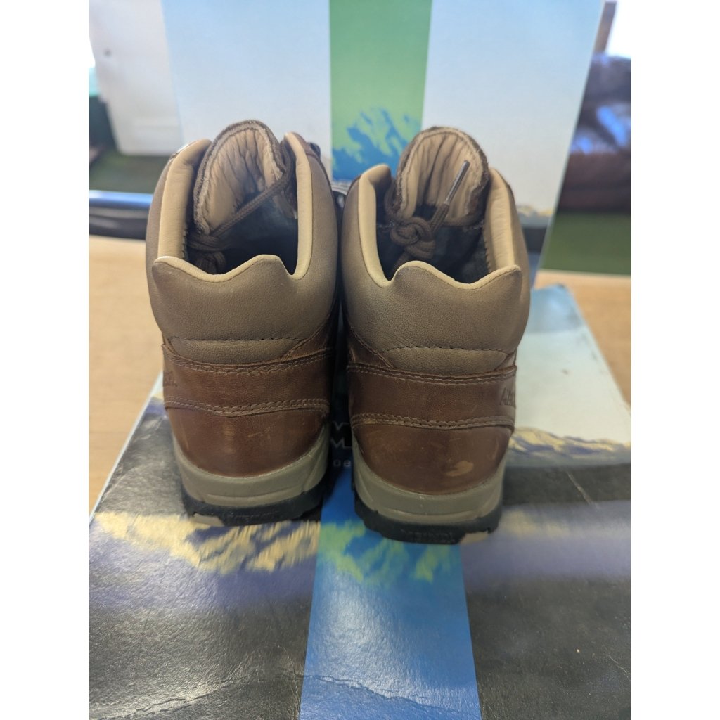 Meindl Veneto Lady GTX Wide Fit Walking Boots - Dark Brown - UK 5 (Ex - Display) - Hill and Dale Outdoors