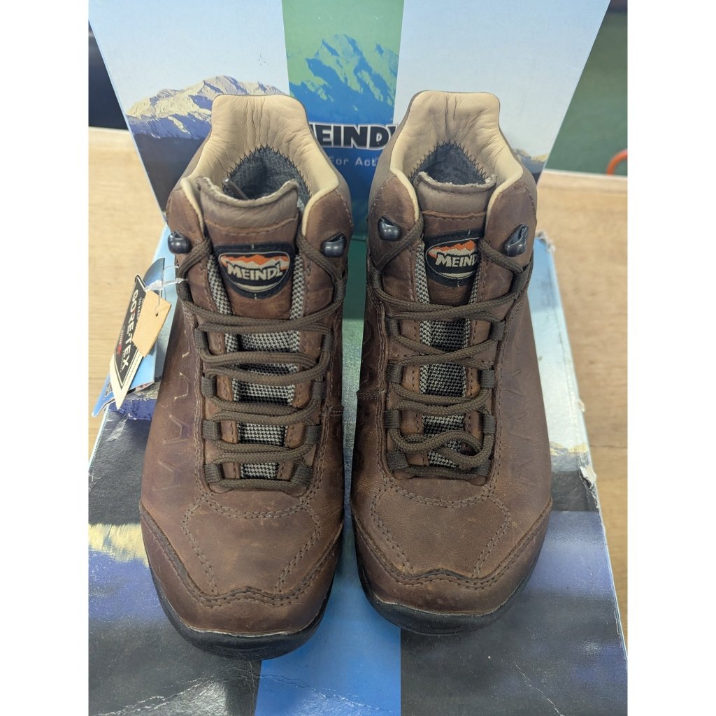 Meindl Veneto Lady GTX Wide Fit Walking Boots - Dark Brown - UK 5 (Ex - Display) - Hill and Dale Outdoors