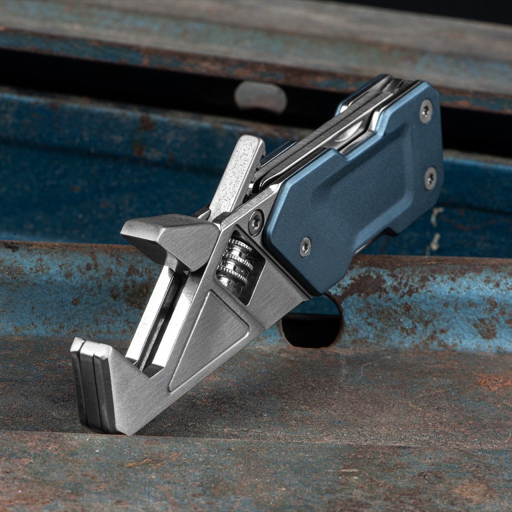 Nextool Light Wrench W1 6 - IN - 1 Pocket Tool - Hill and Dale Outdoors