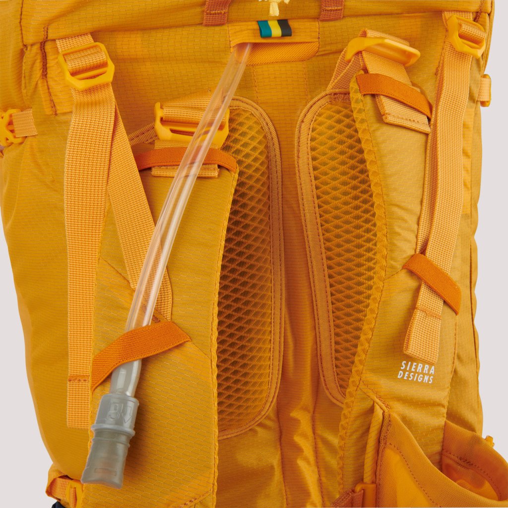 Sierra Designs 40 - 60L Flex Capacitor Rucksack - Hill and Dale Outdoors