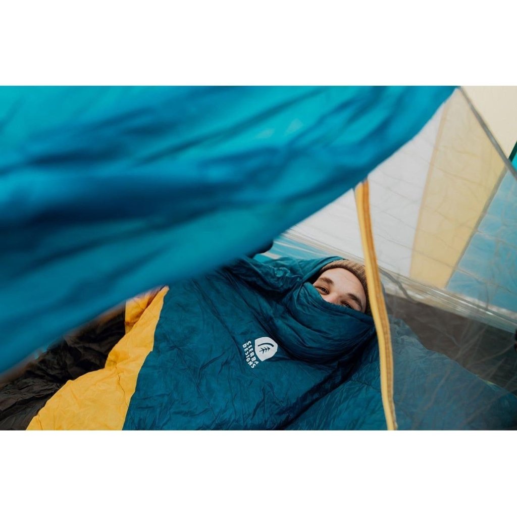 Sierra Designs Nitro Quilt 800F 35° Degree Down Sleeping Bag - Red - Hill and Dale Outdoors
