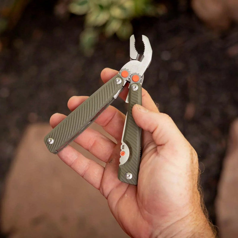 SOG Tellus Multi - Tool - Hill and Dale Outdoors