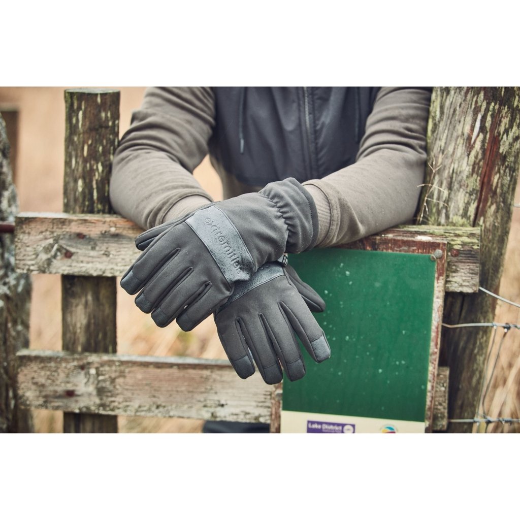 Extremities Bullet Waterproof Insulated Touchscreen Glove - Black - Hill and Dale Outdoors